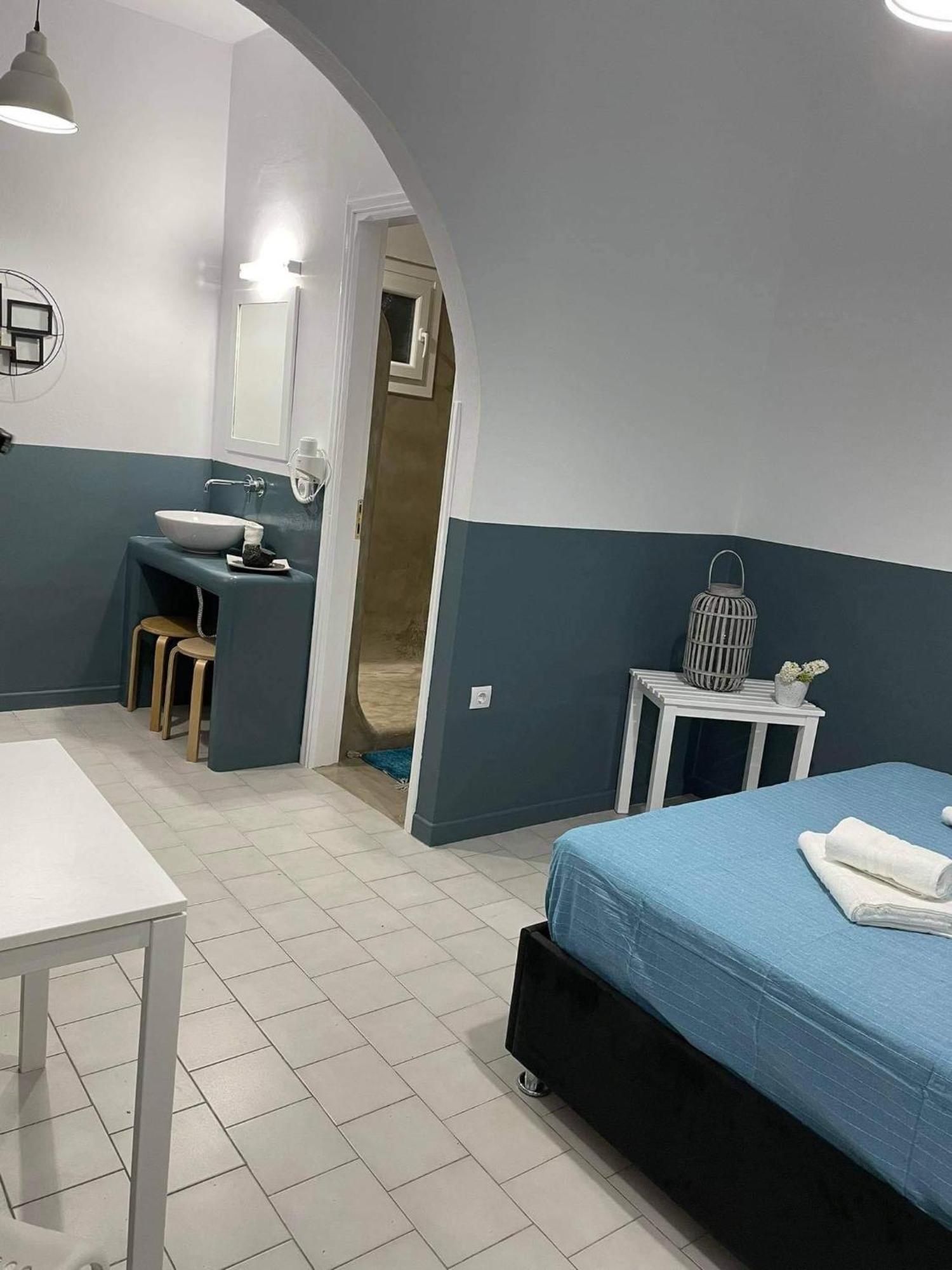Sabbia Calda Apartments Perissa  Eksteriør billede
